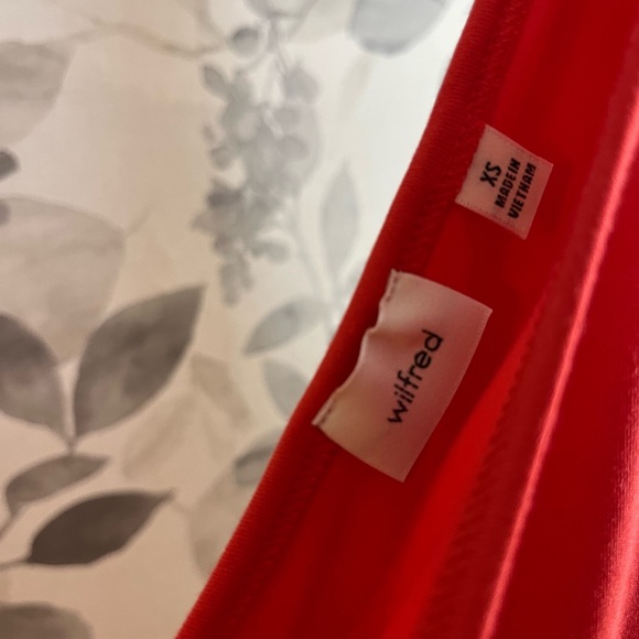 ✨ Wilfred Dido Dress✨ - Picture 6 of 6